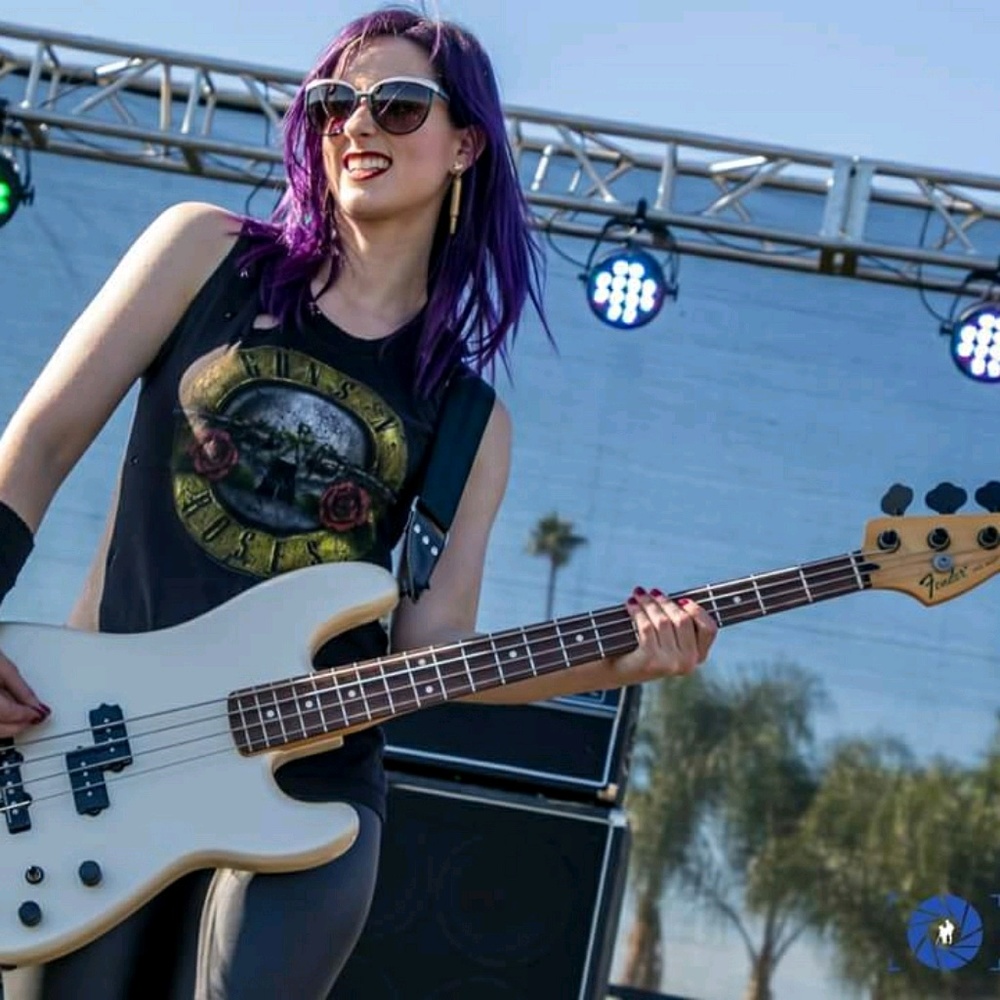 Meet your Posher, Nikki